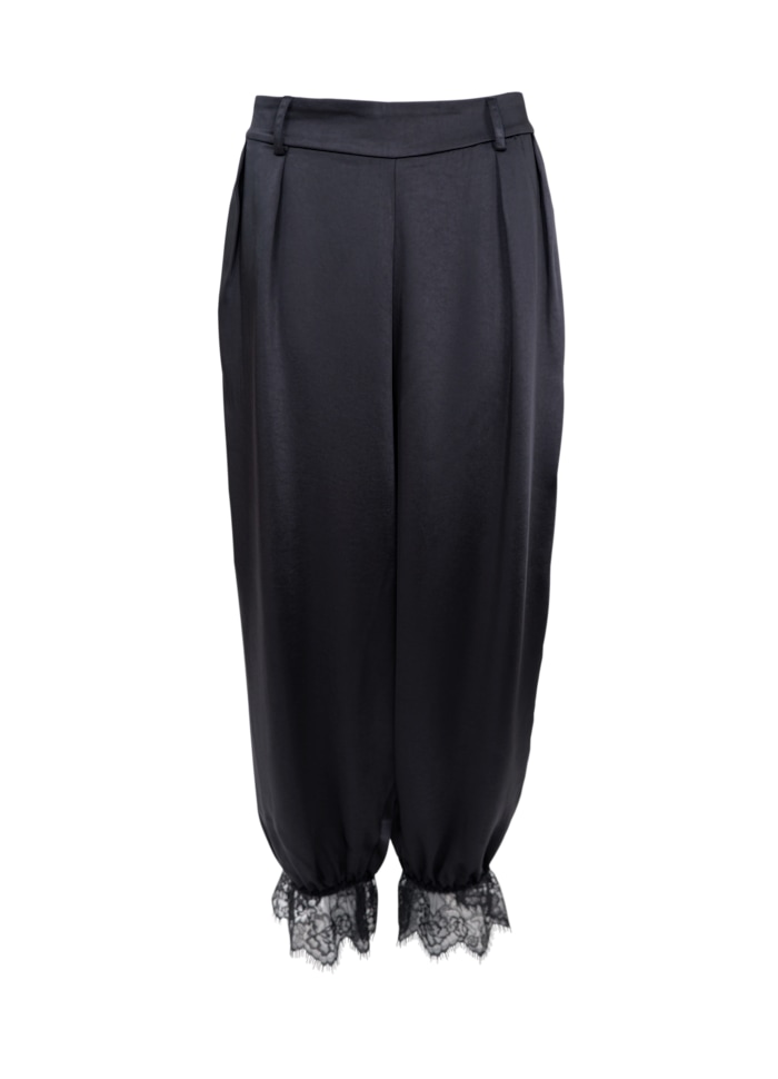 BCLUCINDA BLOOMERS PANT - Black